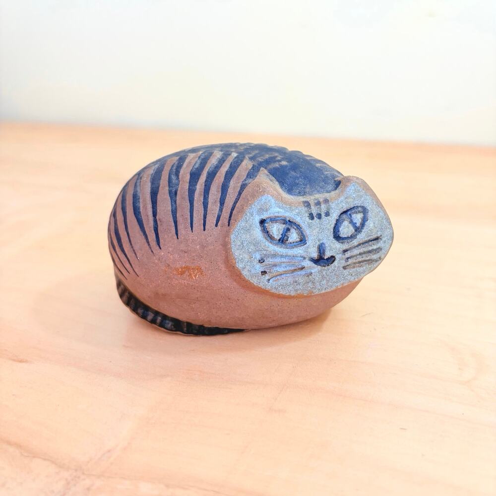 Vtg LISA LARSON 50s Cat Little Zoo Figurine Guayabera Sweden *Debossed Anchor"